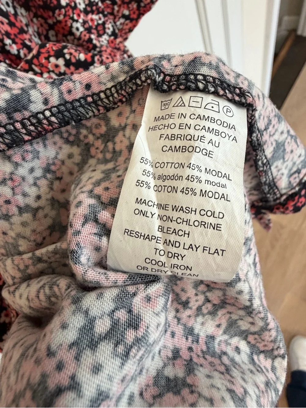 Michael Kors Black and Coral Floral Short-puff Sleeve Top large